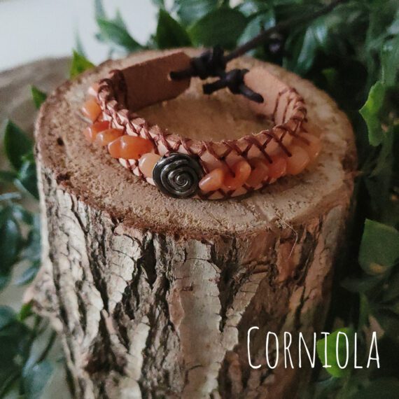 Bracciali in Cuoio e Pietre
