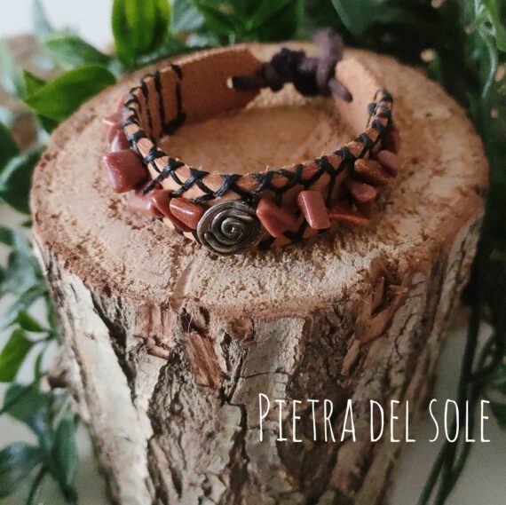 Bracciali in Cuoio e Pietre